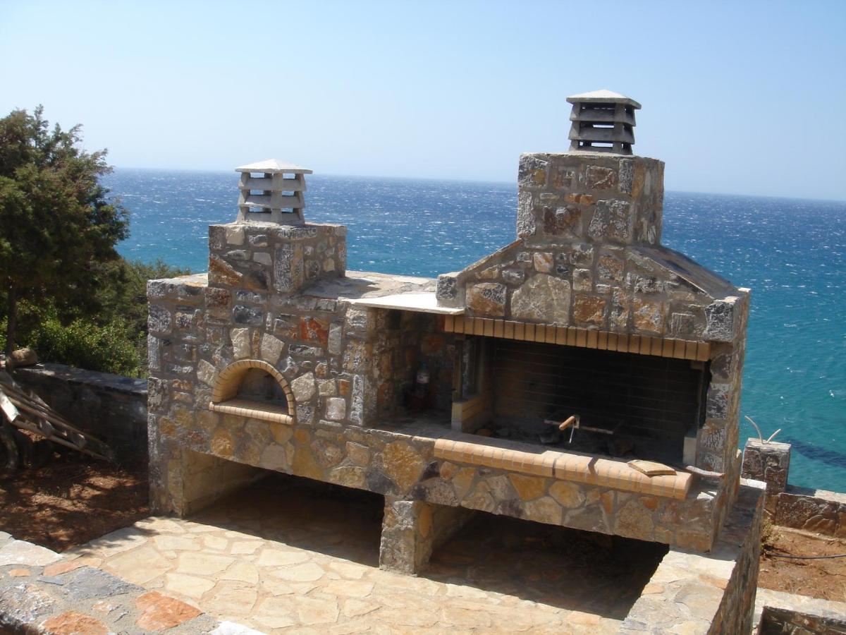 Villa Petrino Tsoútsouros Екстериор снимка