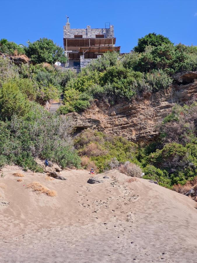 Villa Petrino Tsoútsouros Екстериор снимка